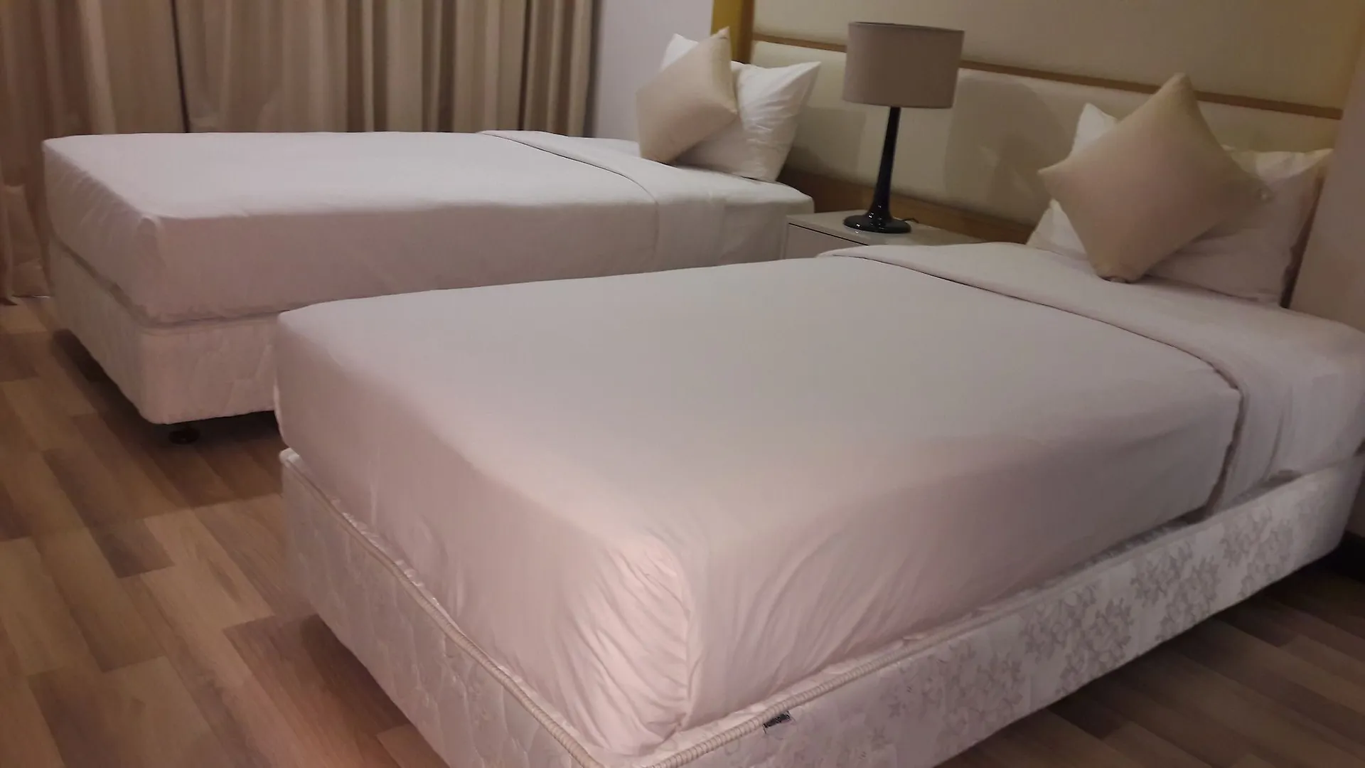 Bluesky Serviced Apartment Airport Plaza Ho Chi Minh City